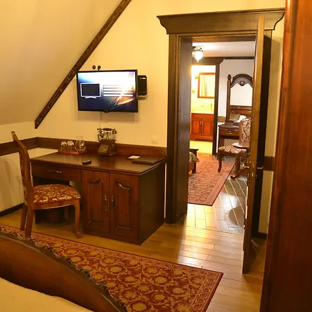 Zamek Luzec & Wellness Karlovy Vary