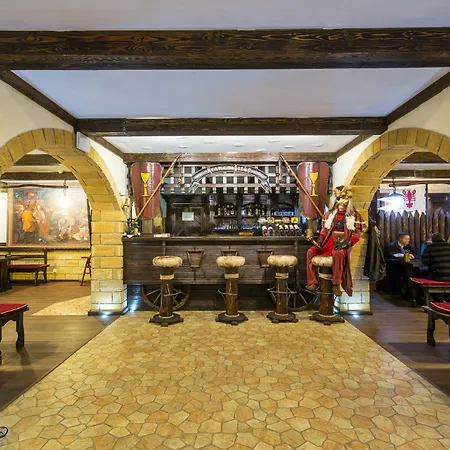 Zamek Luzec & Wellness 4* Karlovy Vary