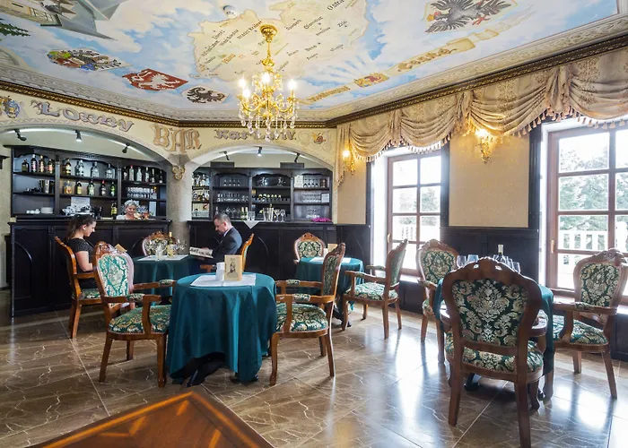 Zamek Luzec & Wellness Karlovy Vary