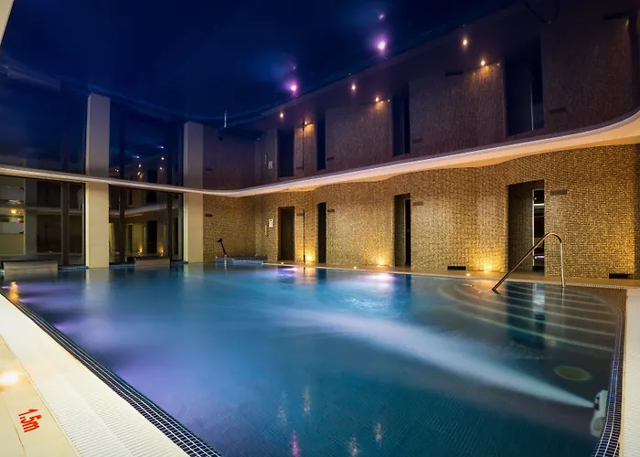 Zamek Luzec & Wellness Hotel 4*