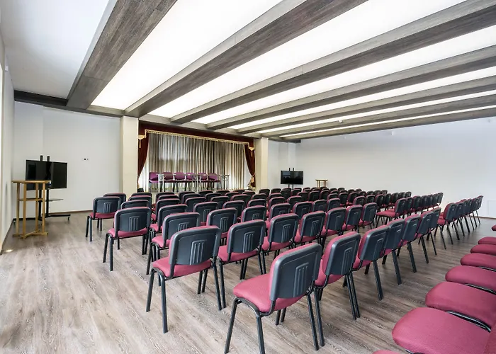 Hotel Zamek Luzec & Wellness